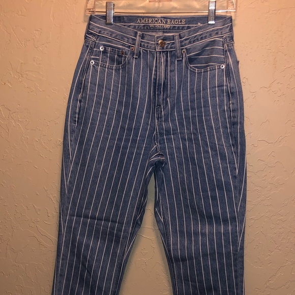 American Eagle Mom Jeans - Picture 1 of 4